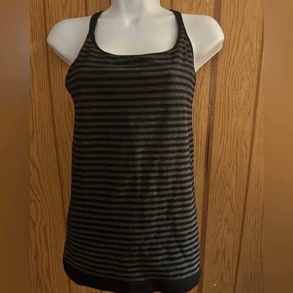 Athleta workout tank top size medium in great condition - Picture 1 of 3